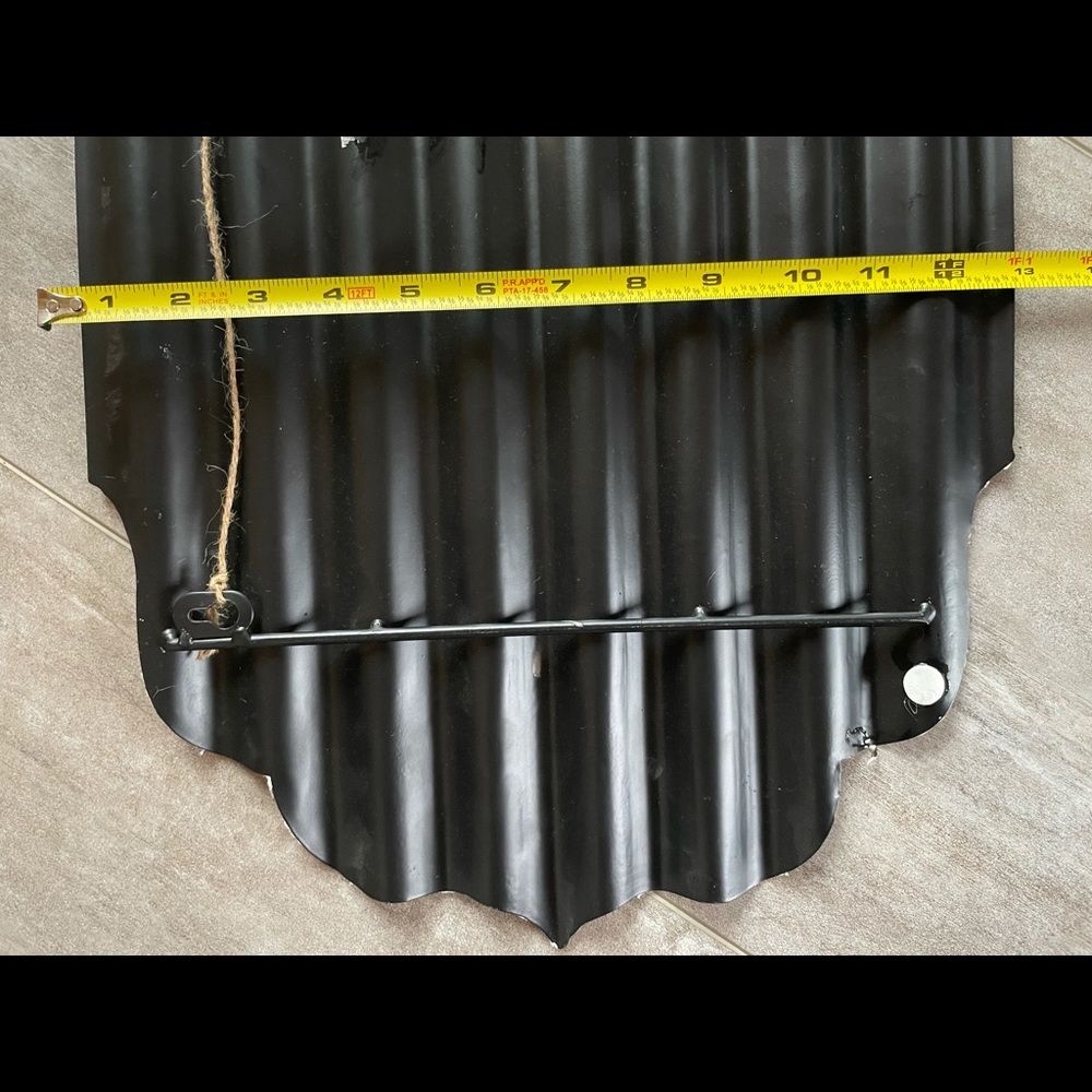 Wear Love Metal Sign - Picture 4 of 6